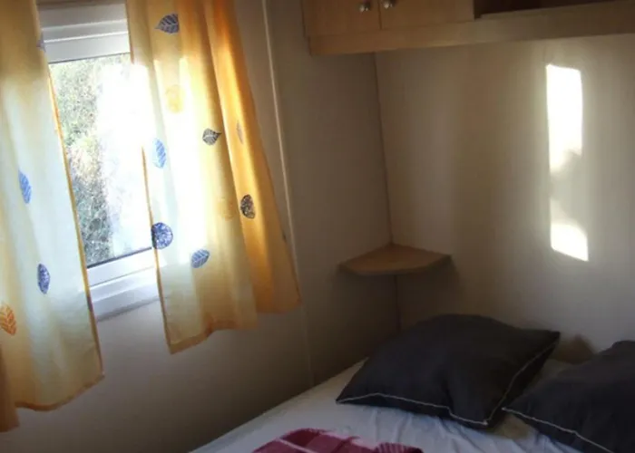 Mobil-home 5 Pers. Terrasse Authentique - Api-1-52-1688 مكان تخييم Saint-Pée-sur-Nivelle